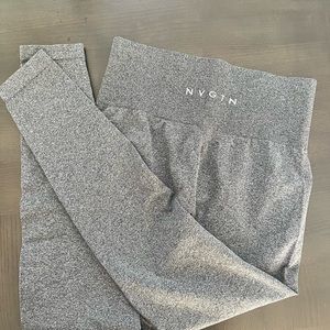 NVGTN seamless leggings in Heather grey